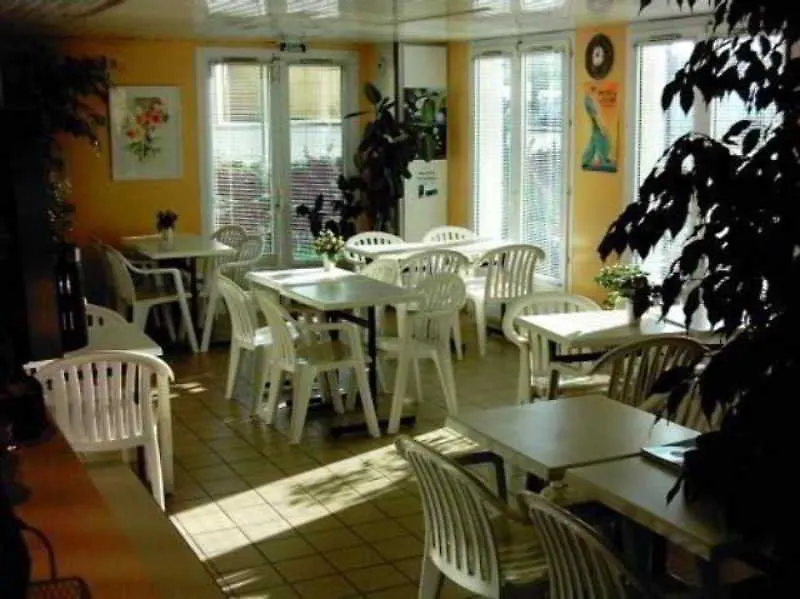 Hotel hotelF1 Lyon Bourgoin-Jallieu L'Isle-d'Abeau France