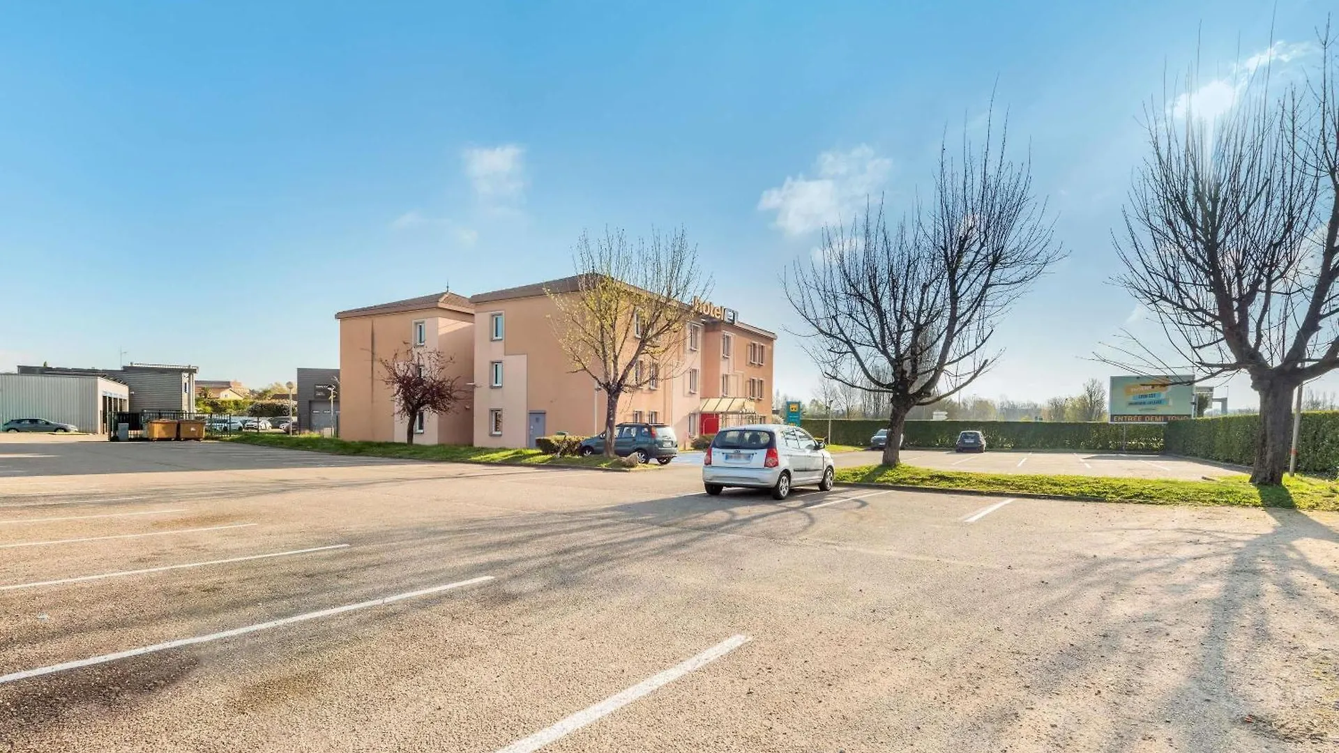 Hotel Hotelf1 Lyon Bourgoin-Jallieu L'Isle-d'Abeau France